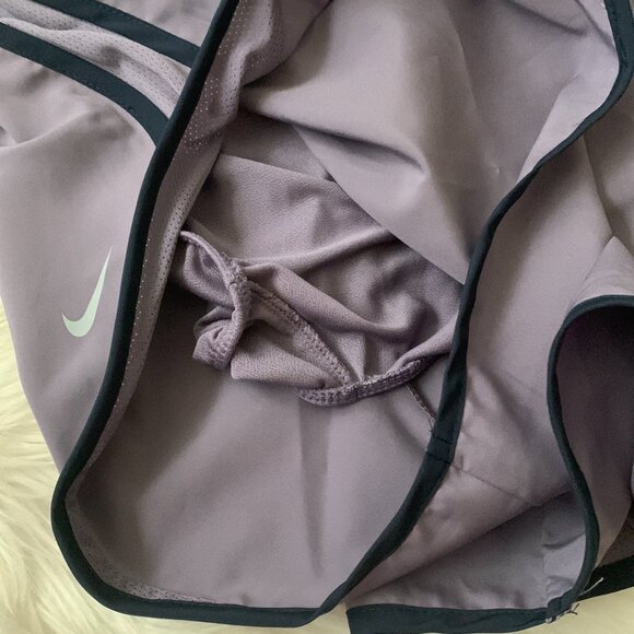 NIKE Women's Tempo Fashion Running Shorts Set of 2 Sz LARGE - Picture 5 of 10